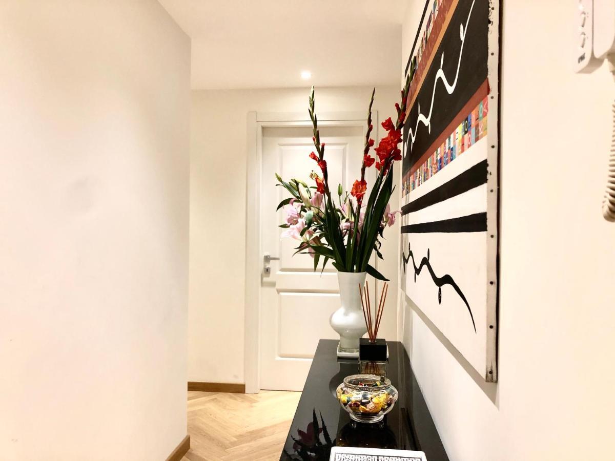 דירות רומא Opera Luxury Rosmini מראה חיצוני תמונה