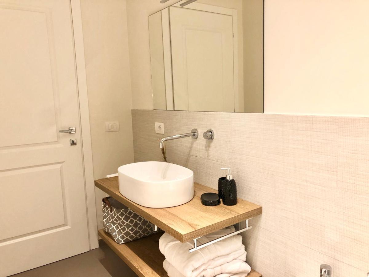 דירות רומא Opera Luxury Rosmini מראה חיצוני תמונה
